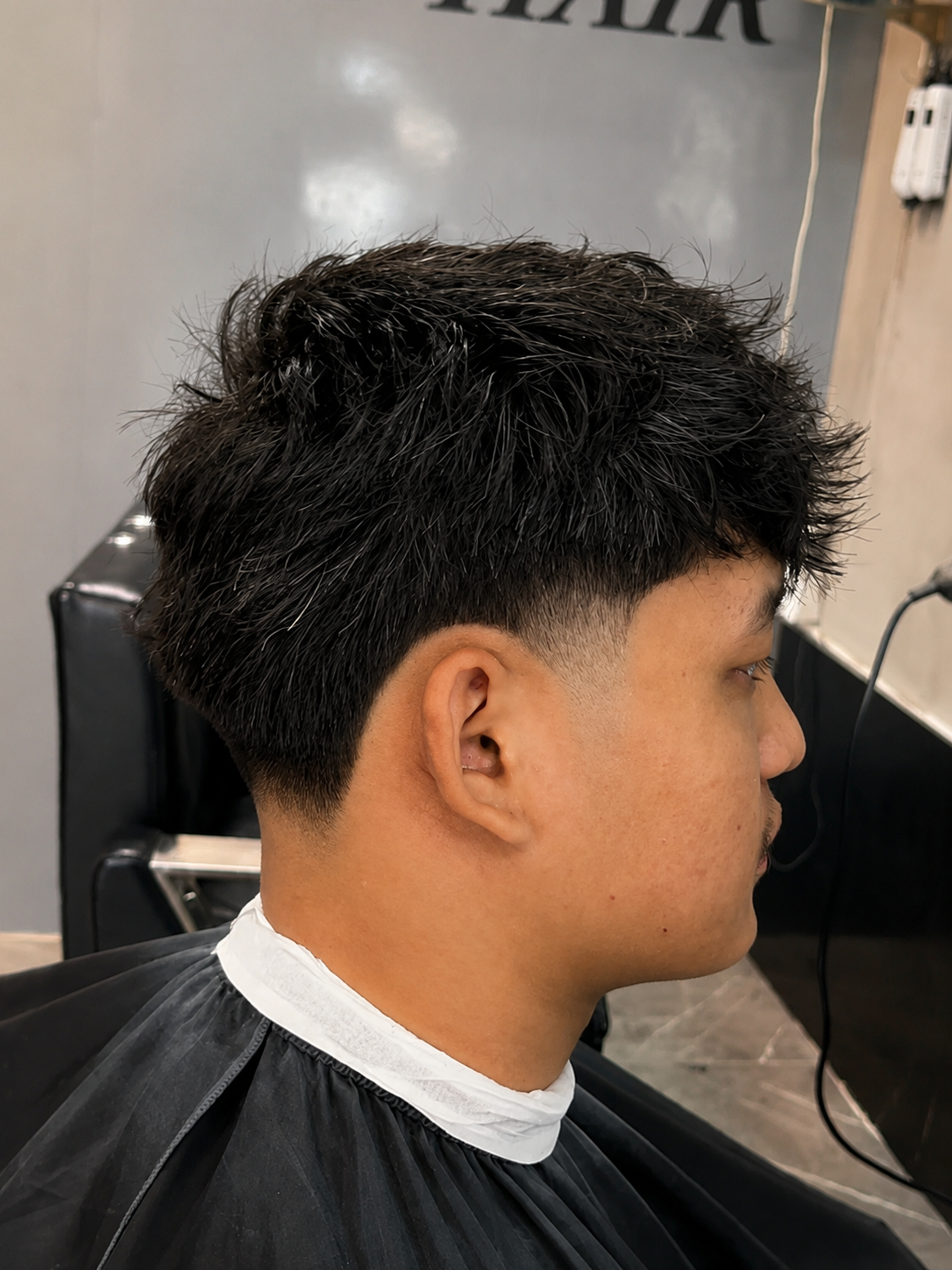 Classic straight razor shave with hot towel